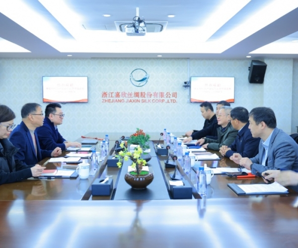 �й���֯Ʒ��֧���̻�ܼײ��᳤һ�����õ��� ���������ó������������������Я��̽Ѱǰ���¾�